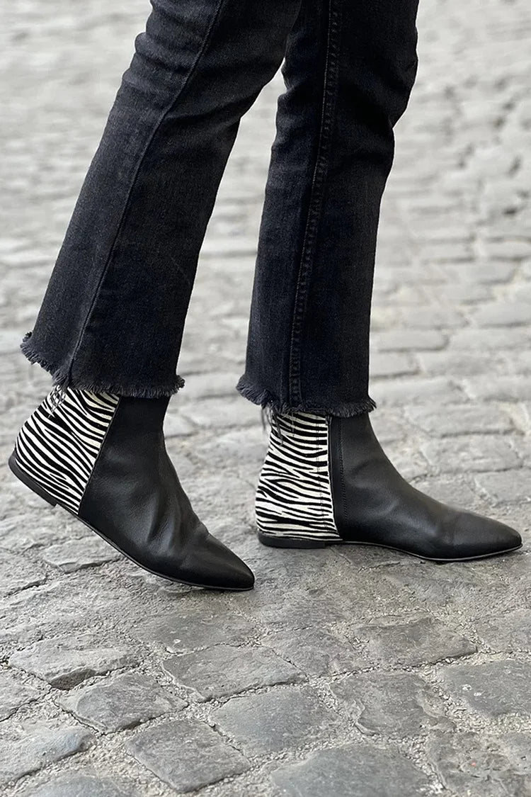 Ulrika – Chelsea-stövletter med zebraprint