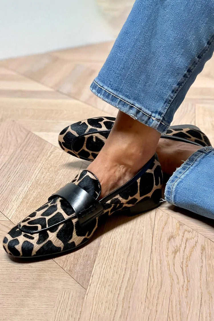 Matilda – Loafers med djurmönster och metalldetalj