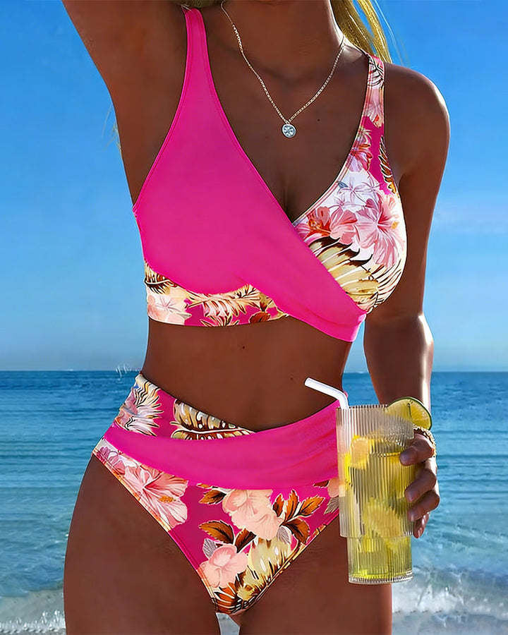 Jolina | Blommig kontrastdelad bikini