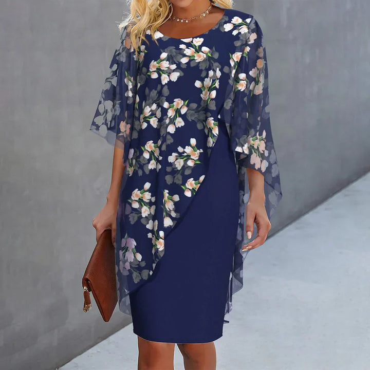 Barbro – Blommig capeклänning