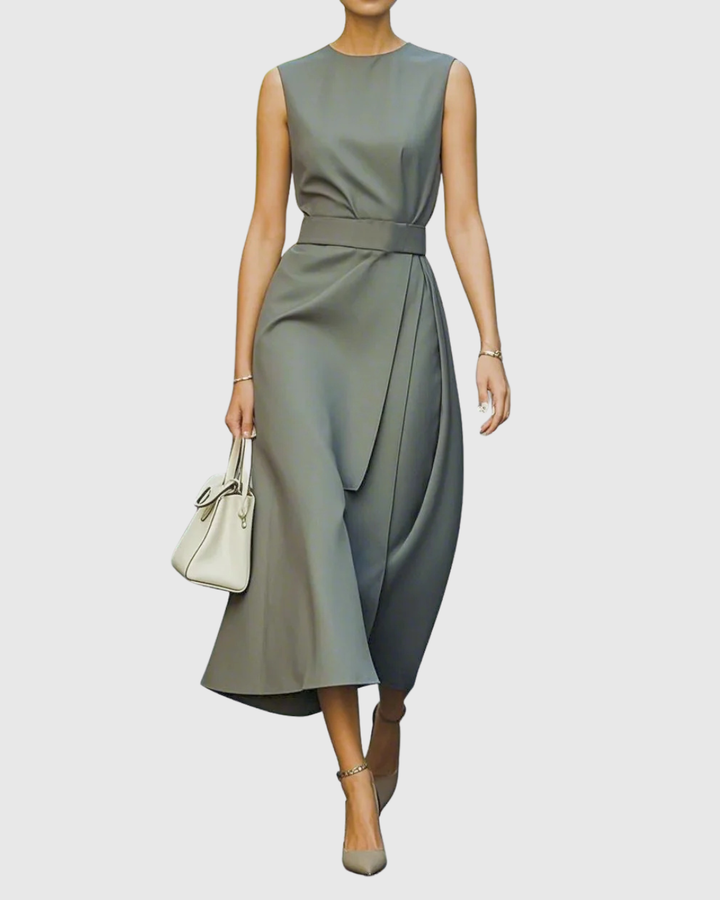 Zofia - The Elegant Dress with a Round Neckline