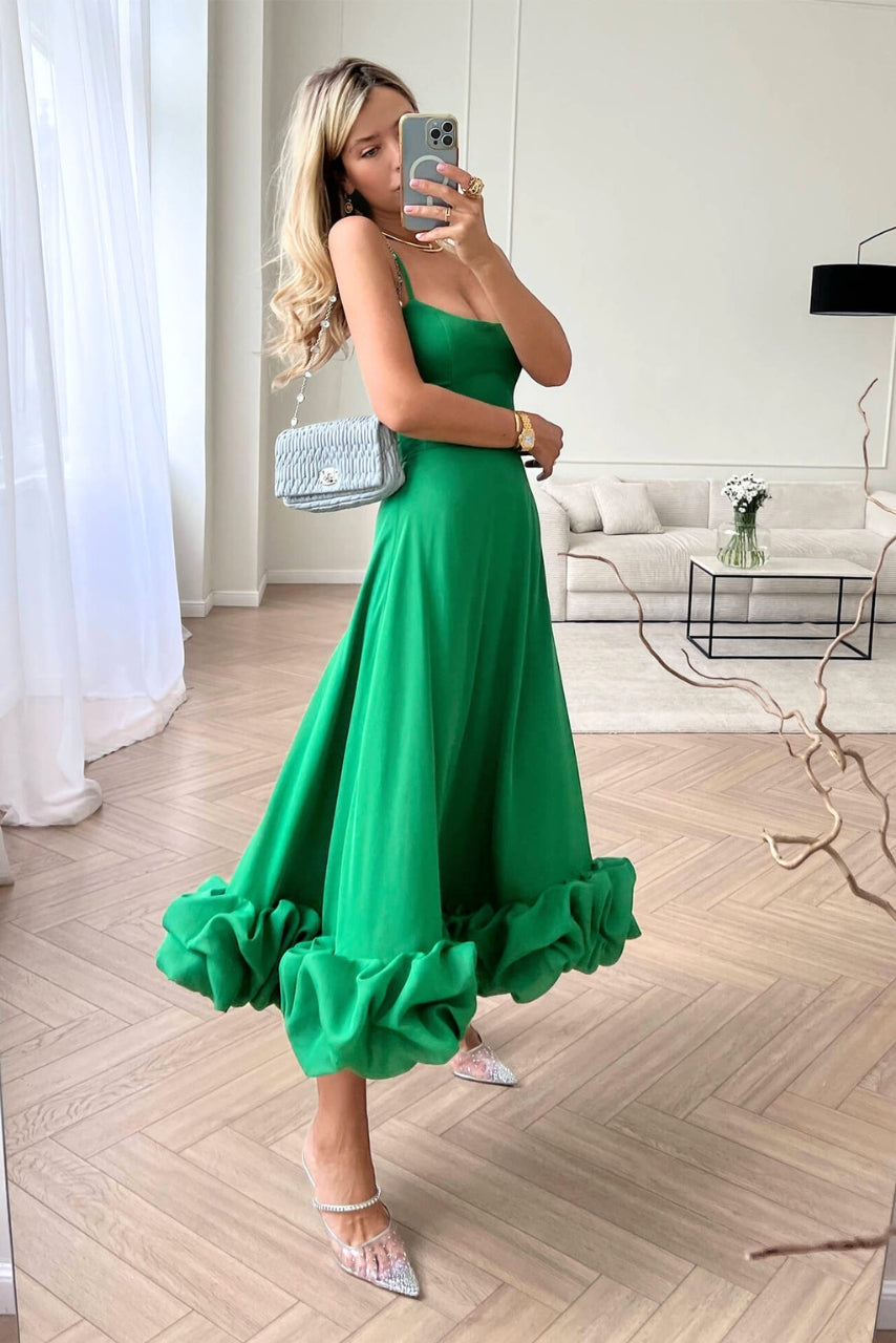 Hjördis – Elegant flödande klänning