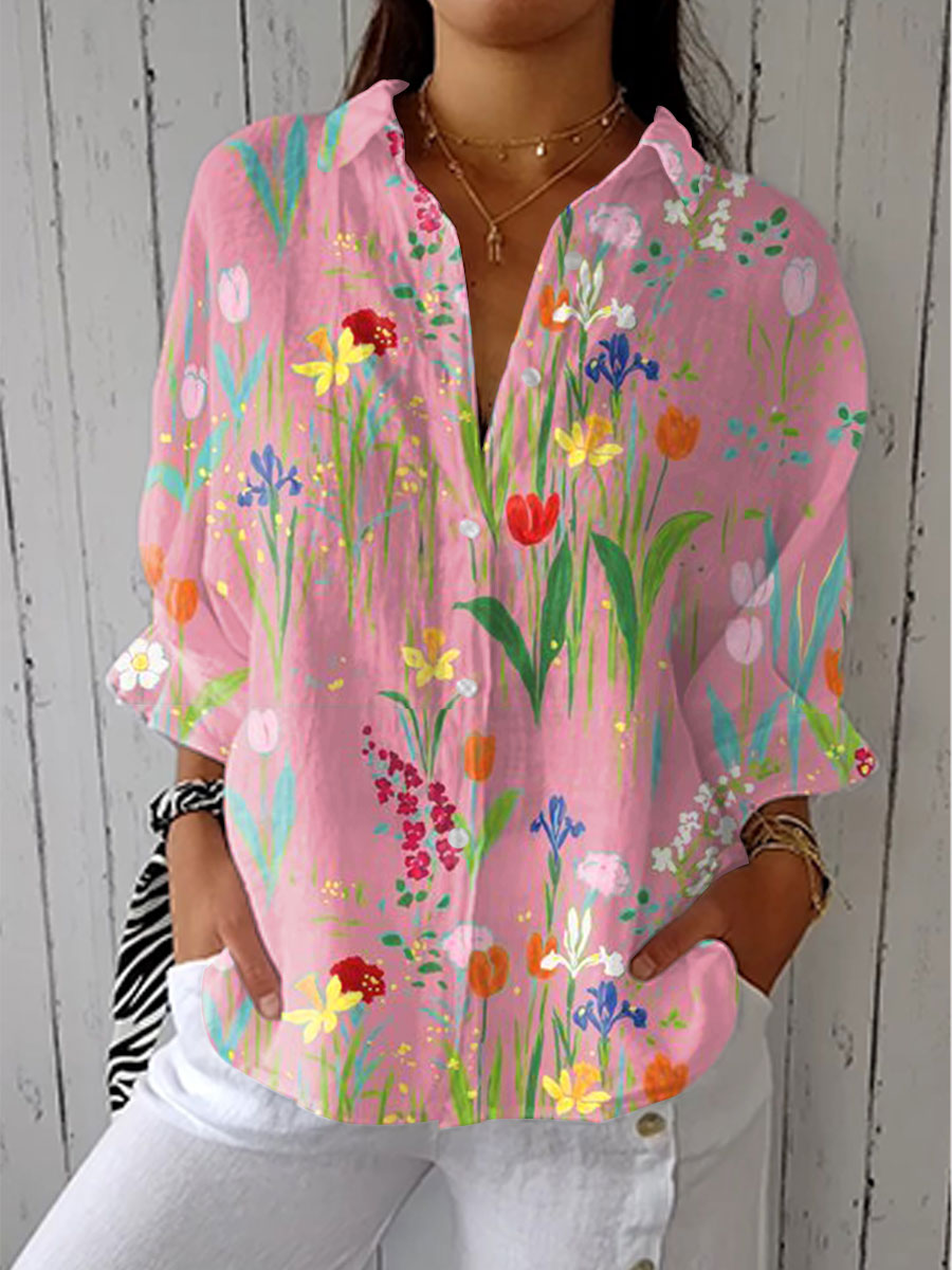 Petra – Blommig v-ringad blus i rosa