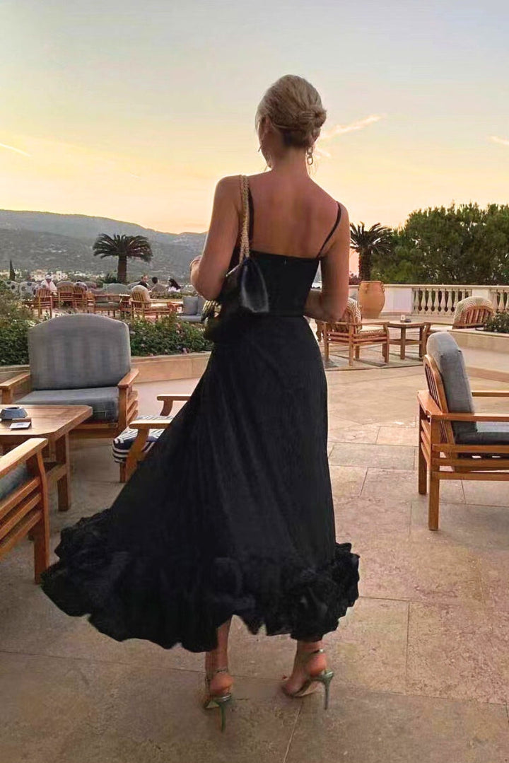 Ragnhild – Elegant flödande klänning