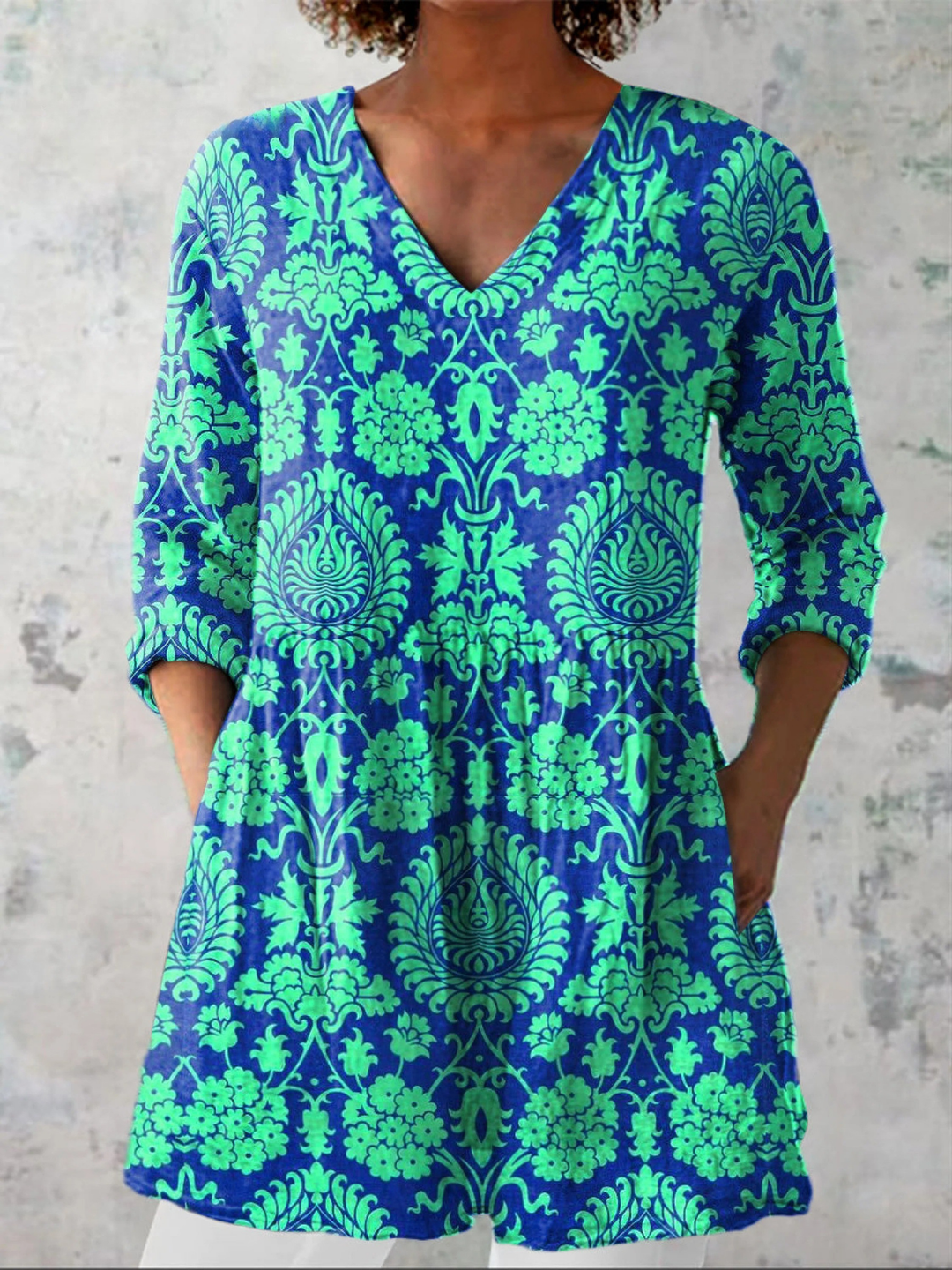 Vivi – Lång blus med v-ringning