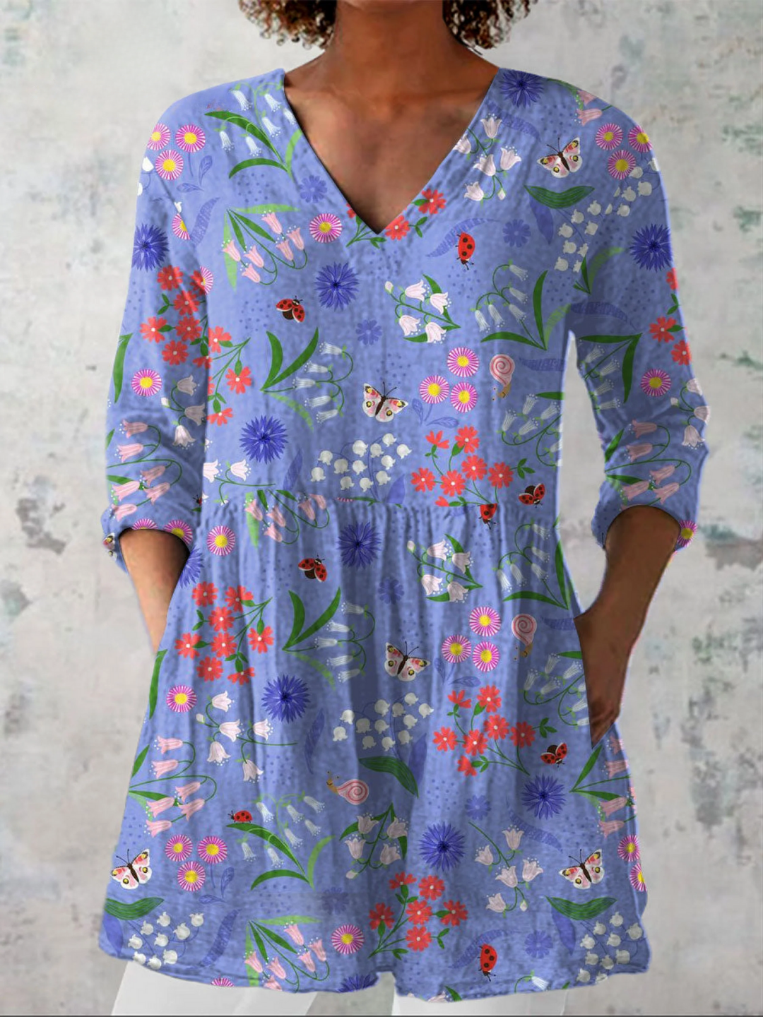Kerstin – Lång blus med v-ringning