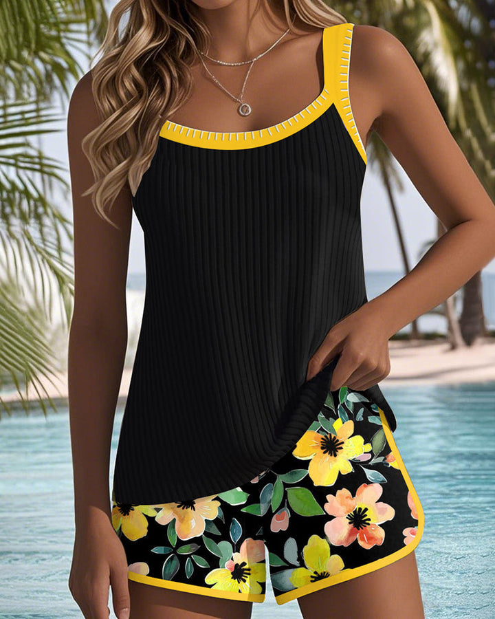 Inger – Blommig tankini med shortsbottom