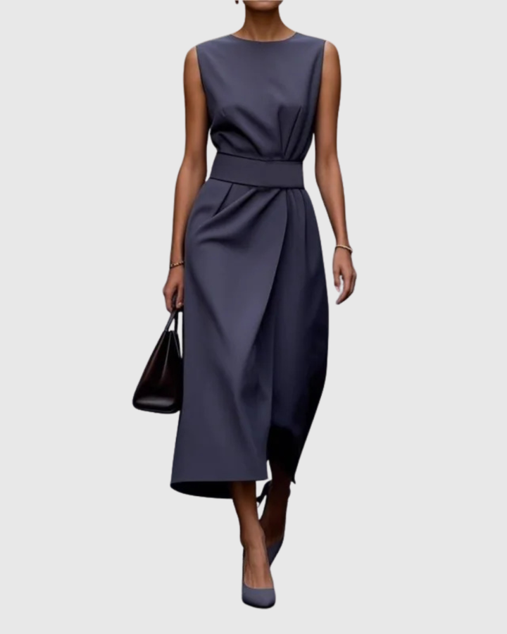 Zofia - The Elegant Dress with a Round Neckline