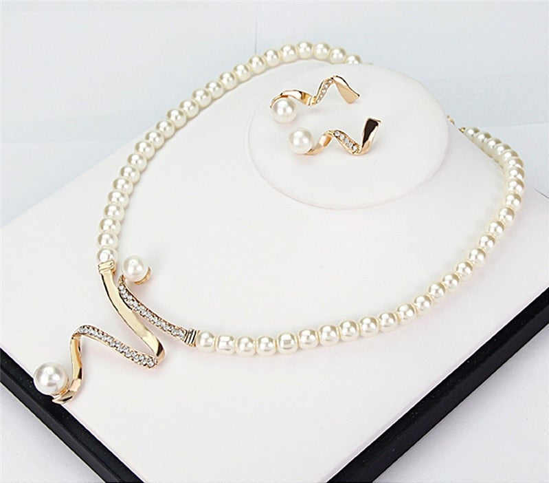 MARIA | PENDANTS AND EARRINGS SET