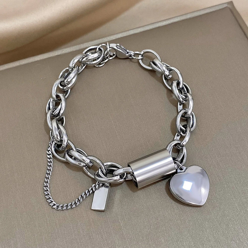 Elegant Gold-Plated Chunky Bracelet