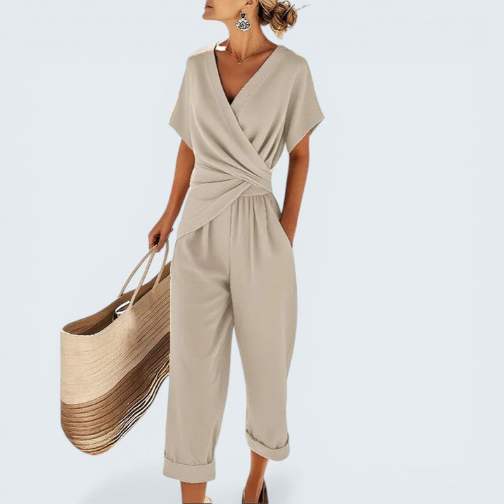 Solveig – Elegant jumpsuit med omlottdetalj