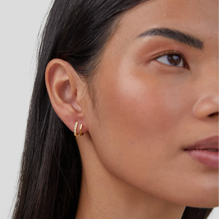 ROMINA | ELEGANT CRYSTAL CLAW EARRINGS