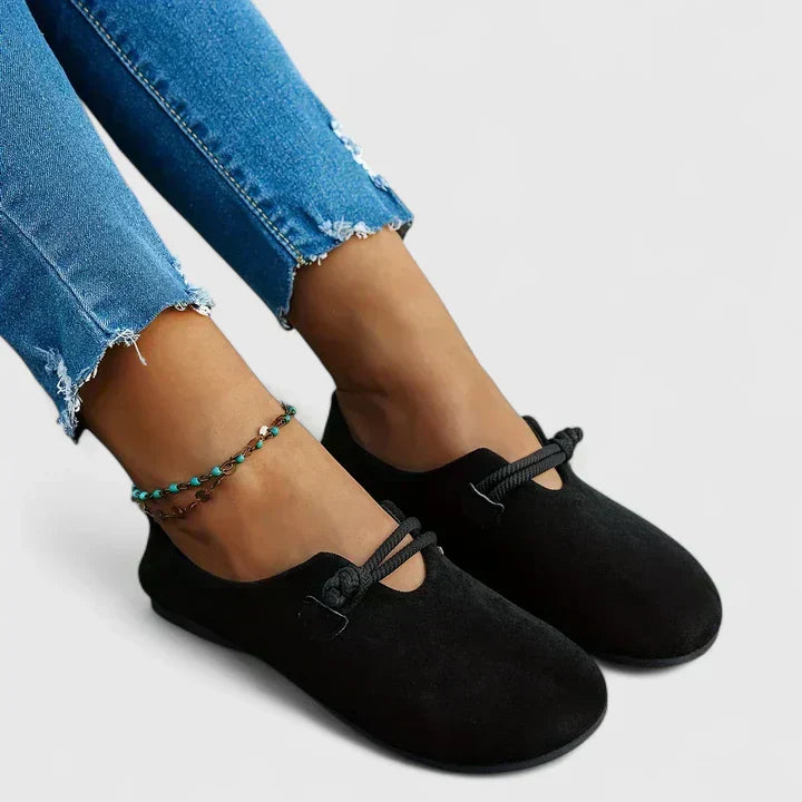 Astrid | Orthopedic slip-ins with anatomical comfort and timeless style