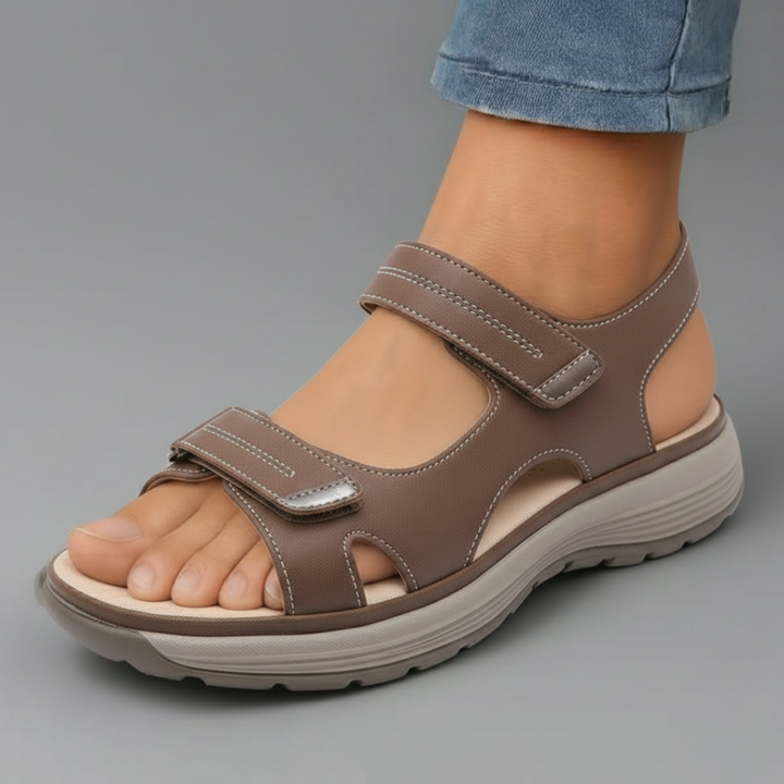 Naemi – Ortopedisk sandal med justerbar passform