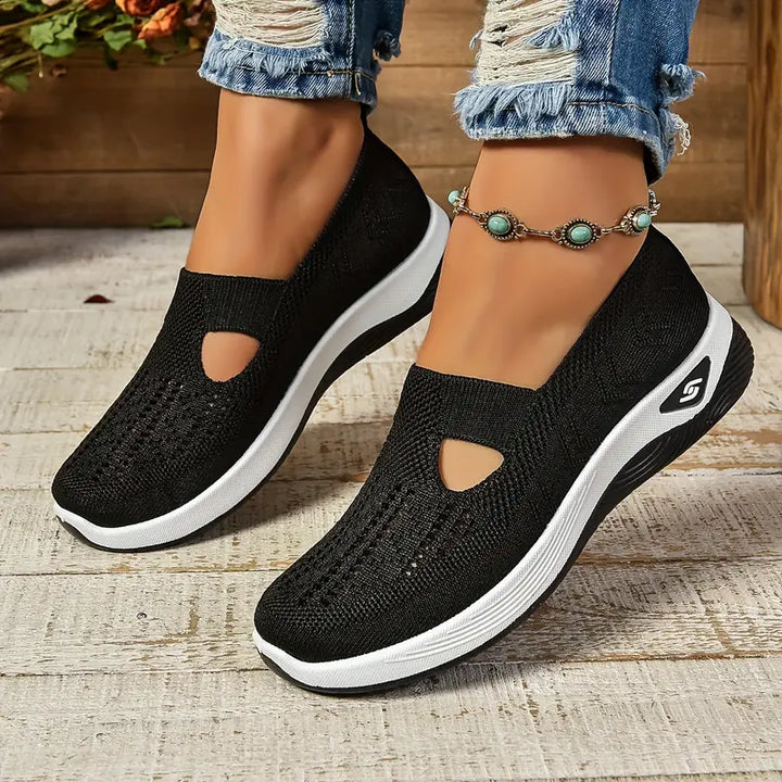 Monica – Stickade slip-on sneakers med komfortssula