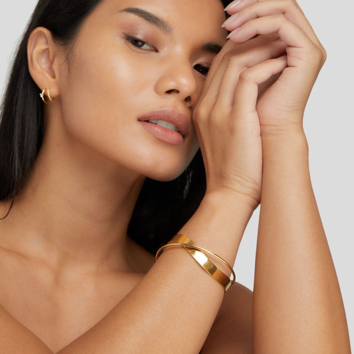 SOPHIA | ELEGANT GOLD BRACELET
