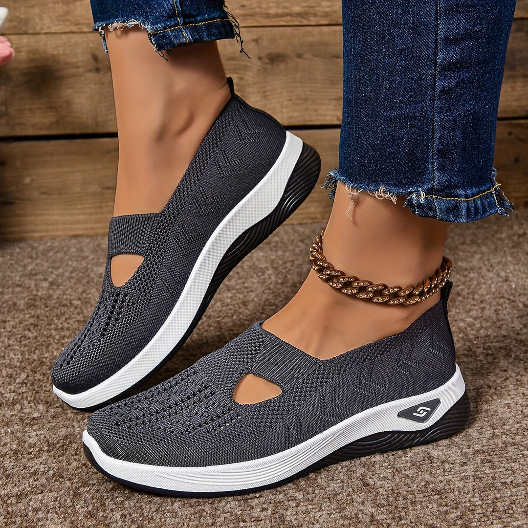 Monica – Stickade slip-on sneakers med komfortssula