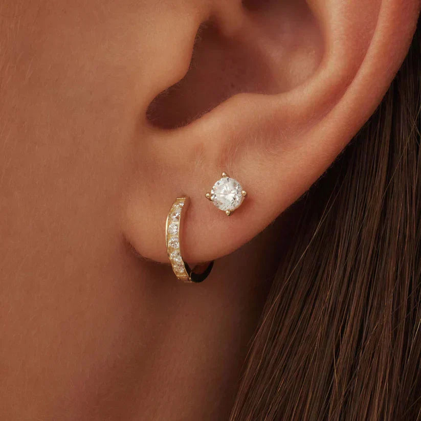 Elegant Dara Brillane Goldstone Earrings Set